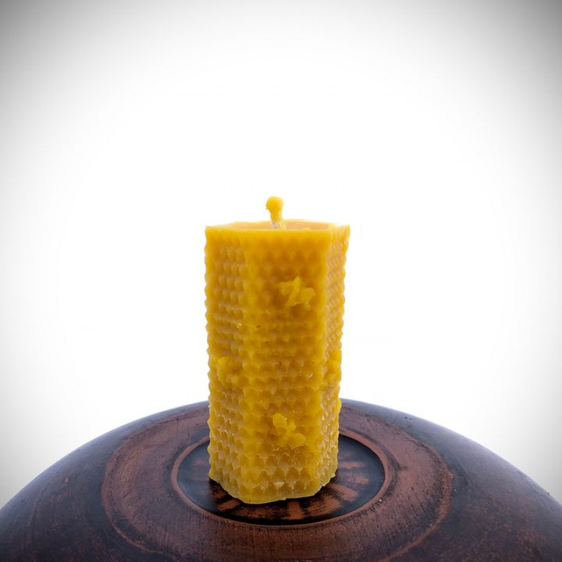 Bičių vaško žvakė "Korio šešiakampis"