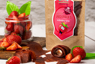 Uogų juostelės su braškėms