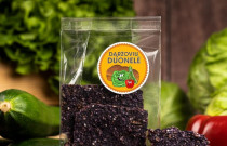 Duonelė su kopūstais, paprika, cukinija ir sėklomis