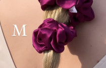 Natūralaus šilko gumelė M dydis latte