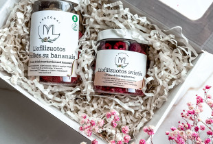 Mini uogų ir bananų rinkinys