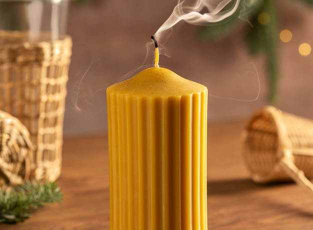 Cilindrinės bičių vaško žvakės