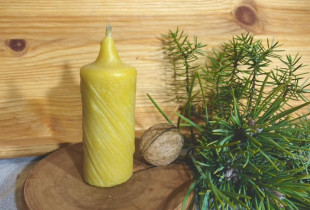 „'Mažylė” - bičių vaško žvakė