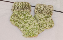 Įvairiaspalvės kojinytės naujagimiui