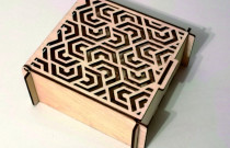 Medinė dėžutė „Ažūras”