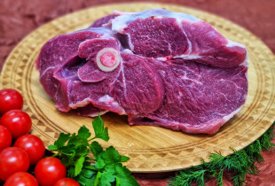 Ėrienos kumpis su kaulu