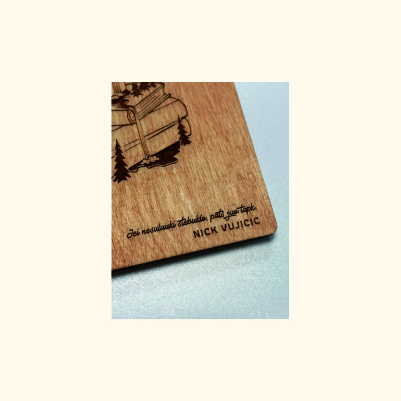 Medinė užrašų knygutė „Puodelis ant knygų”