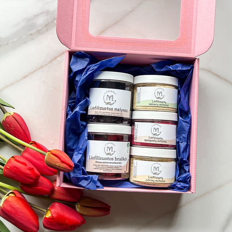 Arbatos ir užkandžių rinkinys Jai