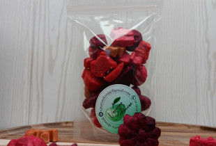 Įvairių uogų ir vaisių...