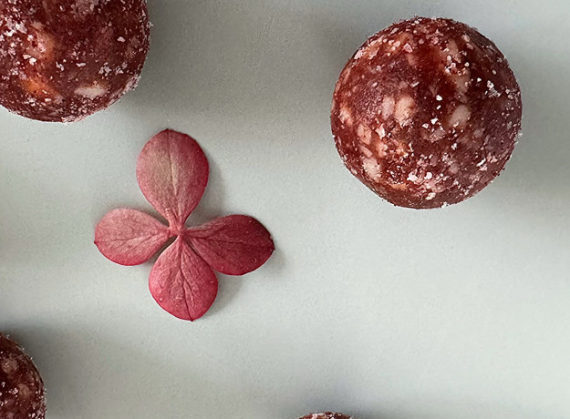 Bruknės ir peruvinė pipirnė (maca) migdoluose / 21 vienetas