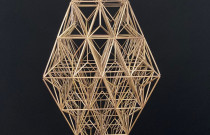 Šiaudinis sodas AUKŠTYN ŽEMYN