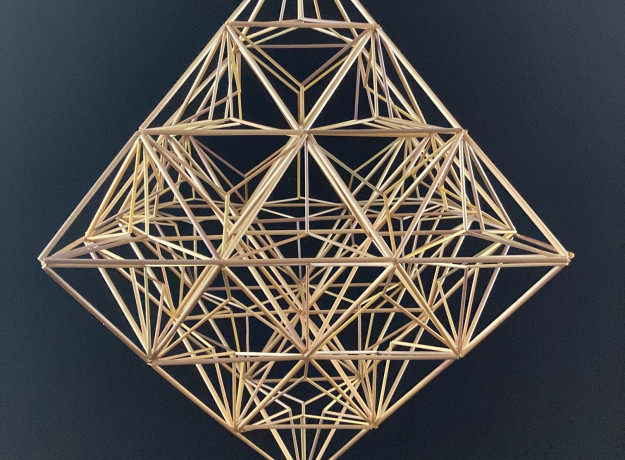 Šiaudinis sodas „Nuostaba”