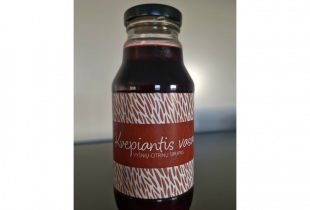 Vyšnių - citrinų sirupas...