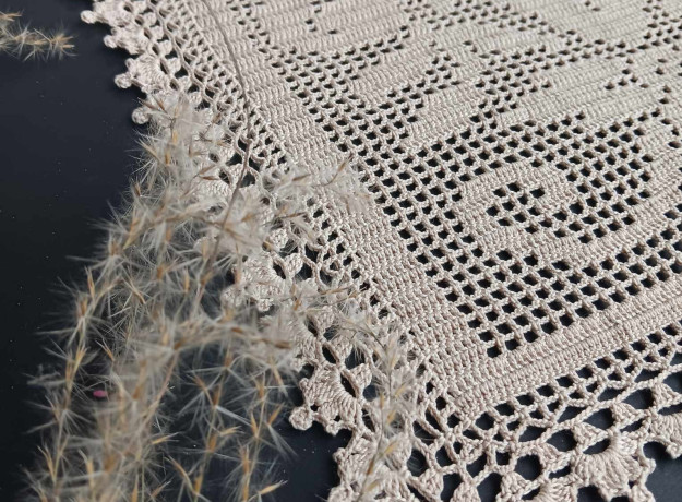 Nertas stalo takelis