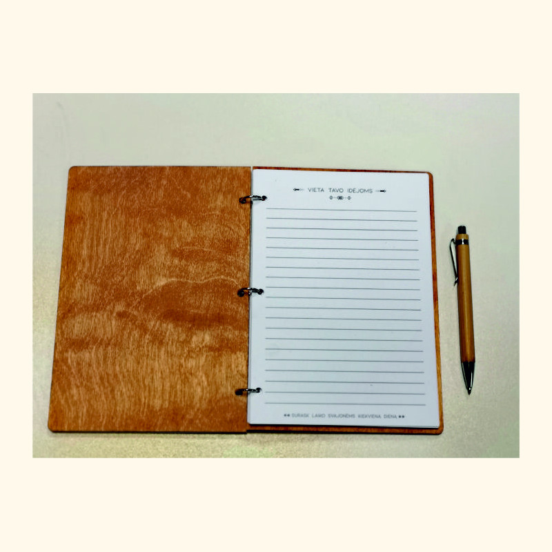 Medinė knygutė "Virtuvės užrašai"