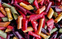 Džiovinti uogų-vaisių skanėstai (dėžutėje), 100 g