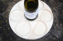 Medinis padėklas 0.00% šampano buteliukams ir taurėms