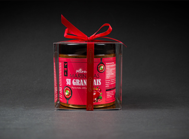 Marinatas su granatais