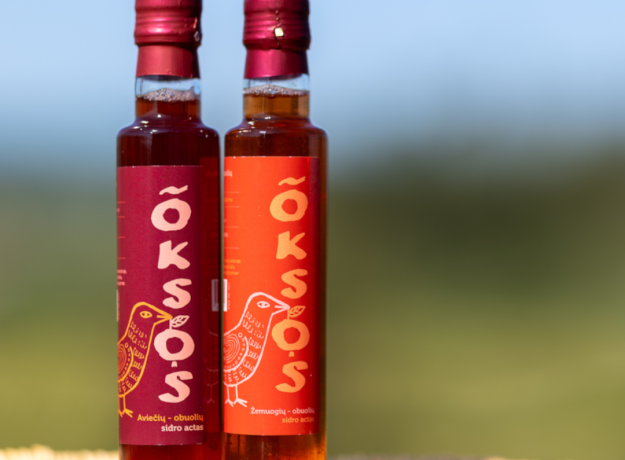 Žemuogių-obuolių sidro actas „Oksos“ 250 ml