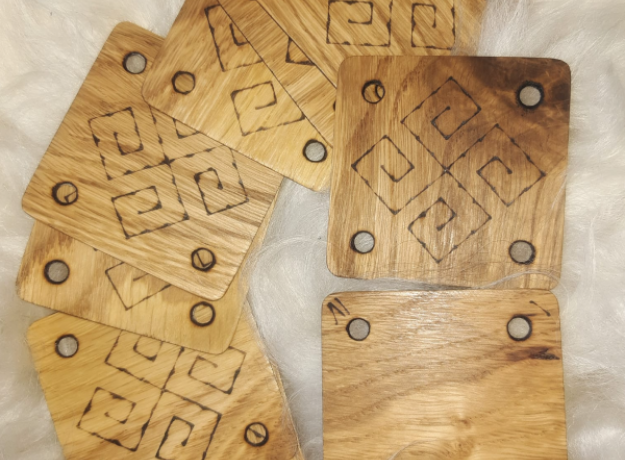 Vytinių juostų audimo įrankiai - burtos