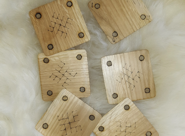 Vytinių juostų audimo įrankiai - burtos