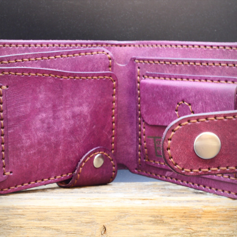 Piniginė "Kęstas su užvartu"