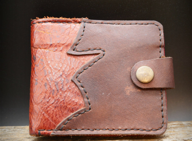 Piniginė "Survivor"