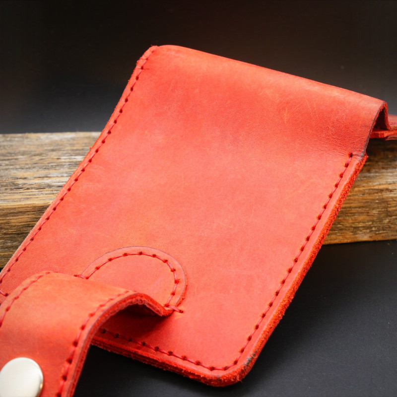 Piniginė "Crazy Horse" (raudona)