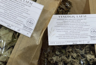 VYNUOGIŲ LAPAI...
