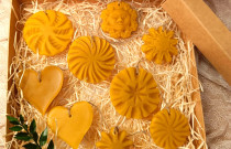 Kalėdinių žaisliukų rinkinys iš ekologiško bičių vaško