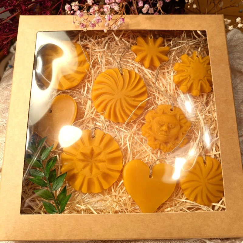 Kalėdinių žaisliukų rinkinys iš ekologiško bičių vaško