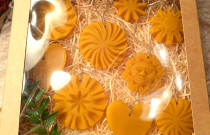 Kalėdinių žaisliukų rinkinys iš ekologiško bičių vaško