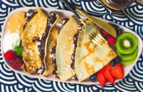 Avietinis desertas su juoduoju šokoladu, 230g