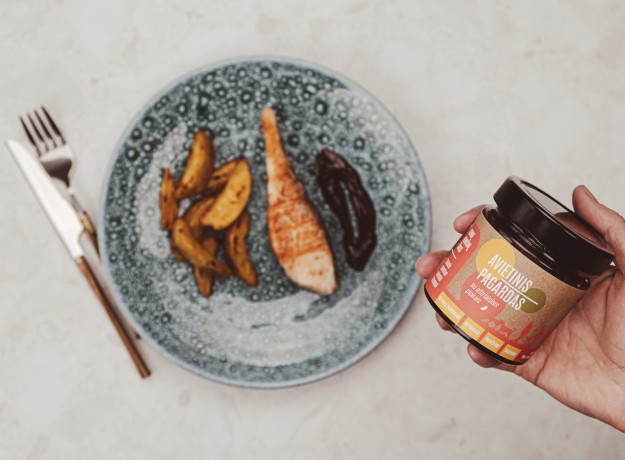 Avietinis pagardas su aštriaisiais pipirais, 230g