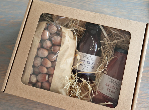 Natūralu. Tikra. Su meile - dovanų rinkinys dėžutėje