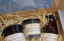 Natūralu. Tikra. Su meile - dovanų rinkinys dėžutėje