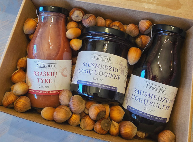 Natūralu. Tikra. Su meile - dovanų rinkinys dėžutėje