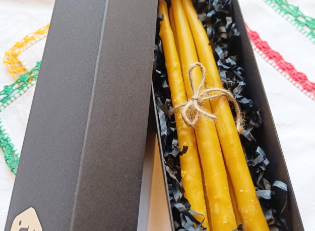 5 senoviškų, ant rato lietų žvakių iš ekologiško bičių vaško rinkinys