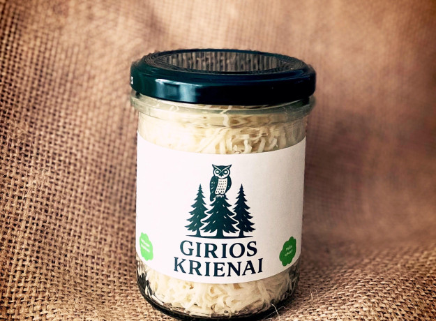 Girios krienai - šiaudeliais tarkuoti krienai