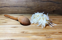 Girios krienai - šiaudeliais tarkuoti krienai