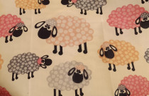 Bičių vaško drobelių rinkinys „Avinukai“ (3 vnt) rudo kartono pakuotėje