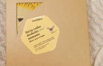 Bičių vaško drobelių rinkinys „Katinukai“ (3 vnt) rudo kartono pakuotėje