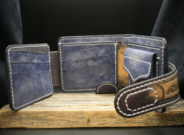 Piniginė "Žalčių karalienė" (su magnetu)