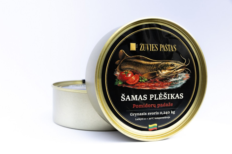 Šamas plėšikas pomidorų padaže
